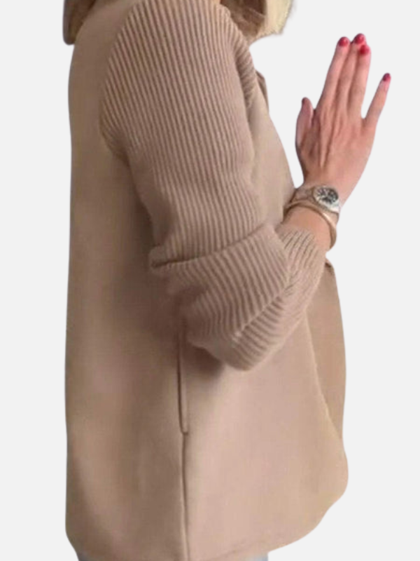 Andrea | Blazer con Mangas Tejidas y Doble Botonadura