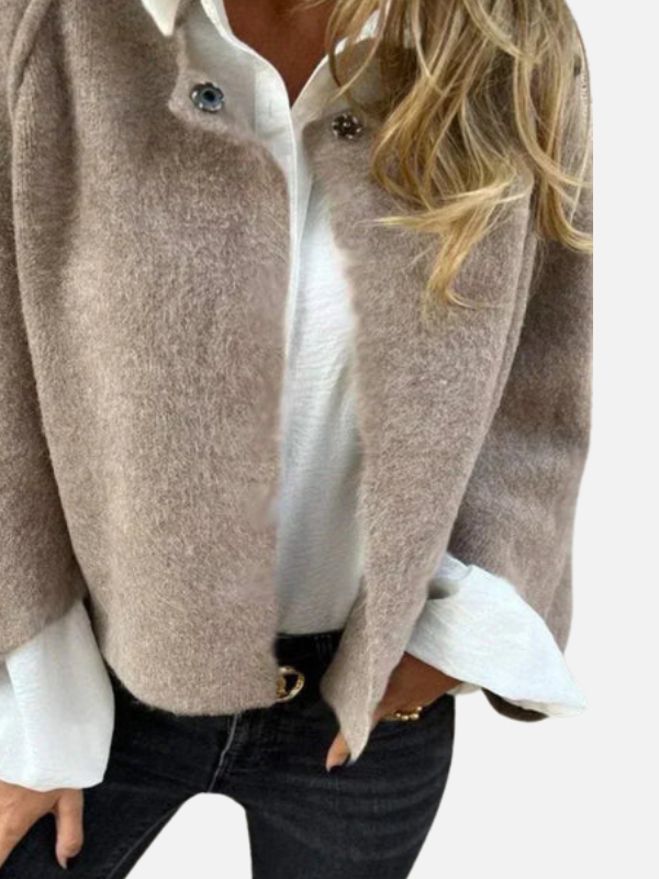 Regina | Chaqueta Corta Tejida sin Cuello para Mujer