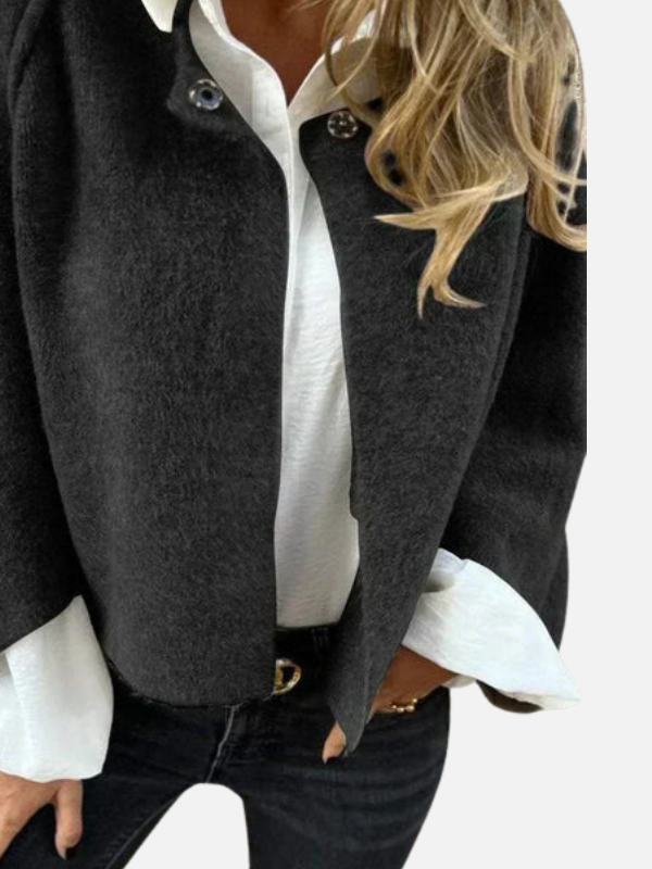 Regina | Chaqueta Corta Tejida sin Cuello para Mujer