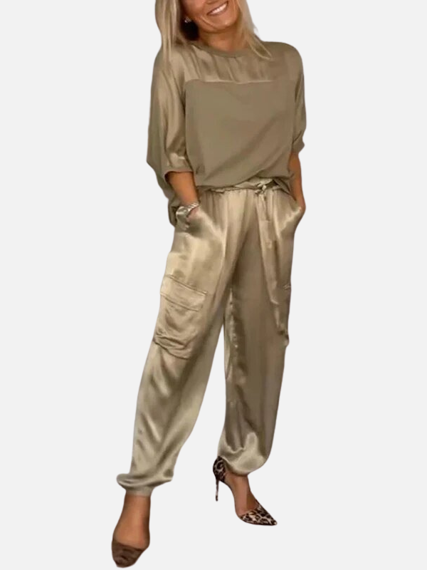 Camila | Conjunto de Dos Piezas con Pantalón Cargo